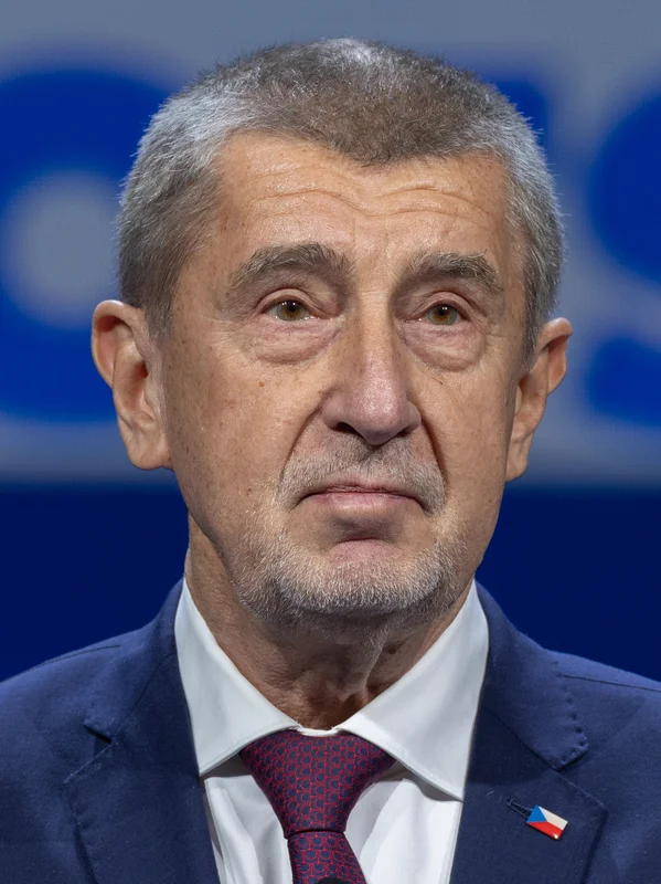 Premiér Andrej Babiš na summitu před jednáním o výdajích na obranu NATO