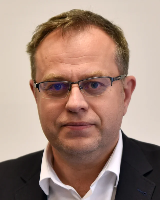 Václav Moravec, moderátor Otázek Václava Moravce na České televizi