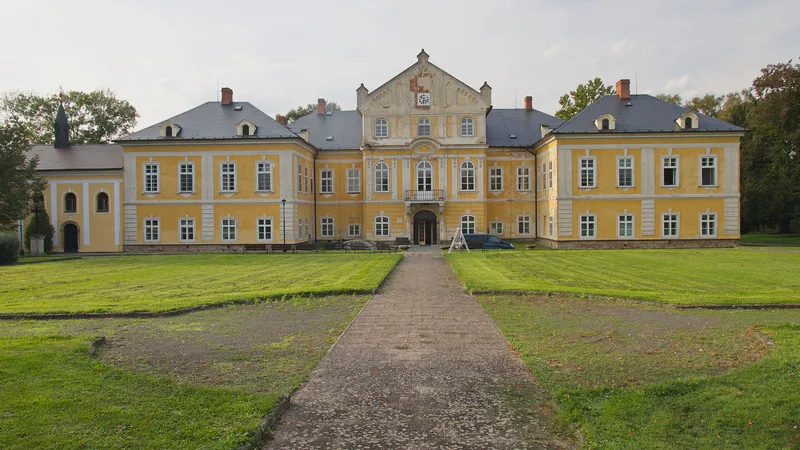 Zámek Nová Horka ve Studénce, místo zasedání vlád ČR a SR 2026