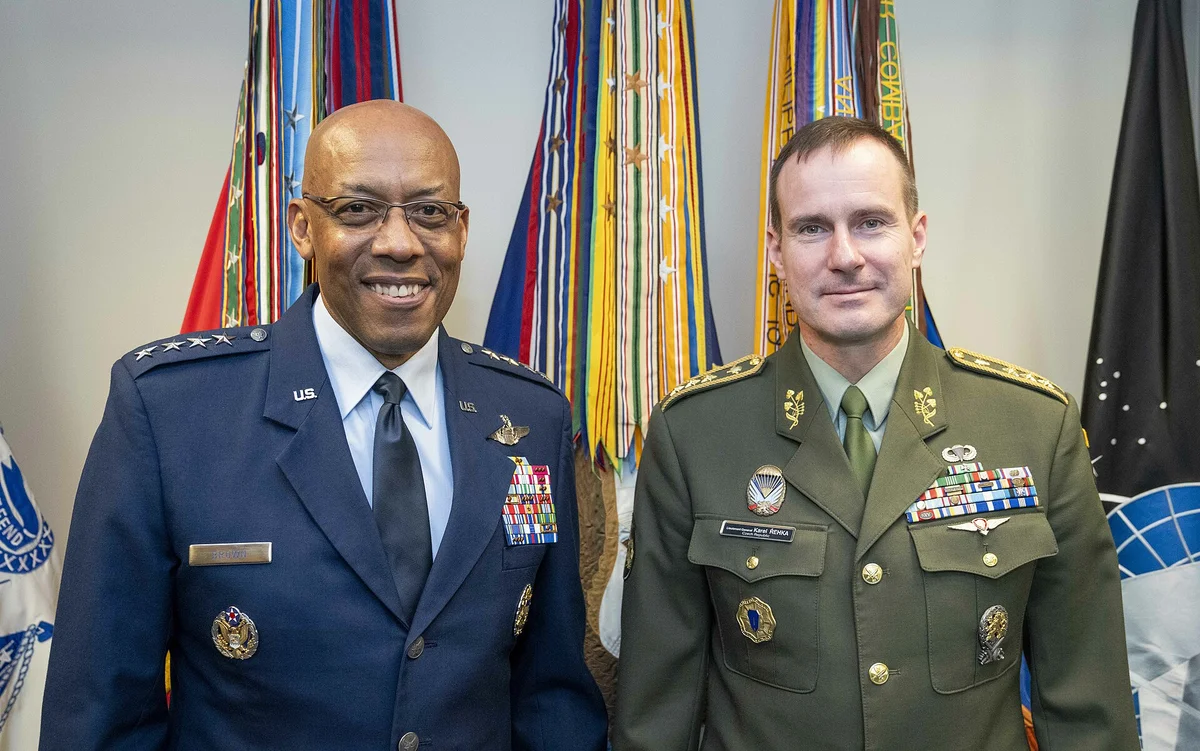 Karel Řehka náčelník generálního štábu české armády na jednání v Pentagonu