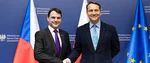 Petr Macinka a Radosław Sikorski na diplomatickém setkání ministrů zahraničí