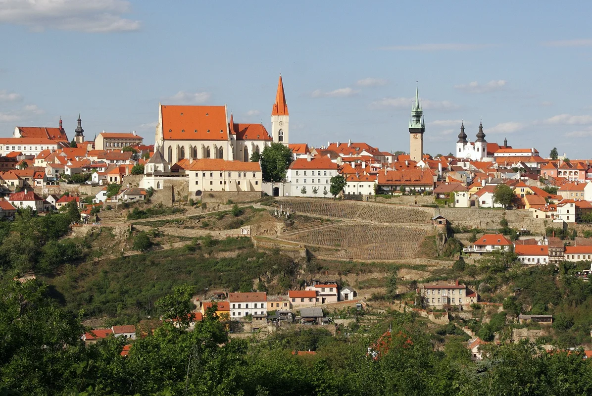 Historické centrum Znojma s kostelem sv. Mikuláše — Festival muzejních nocí 2026