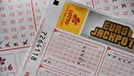 EuroJackpot tiket s vyplněnými čísly — daň z loterijní výhry