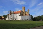 Zámek Břeclav exteriér — budoucí Dům přírody CHKO Soutok