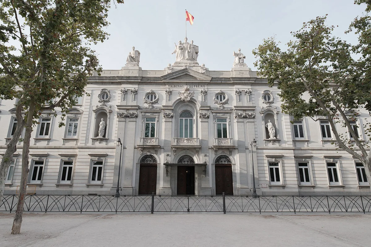 Fachada del Tribunal Supremo de España, que anuló el registro de alquileres turísticos