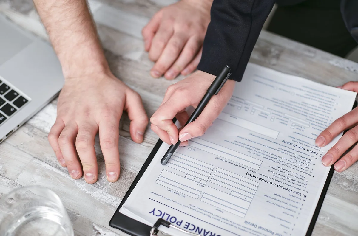 Health insurance policy document required for a Spanish long-stay visa